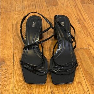 Zara Black Patent Croc Print Strappy Heeled Sandals sz 11